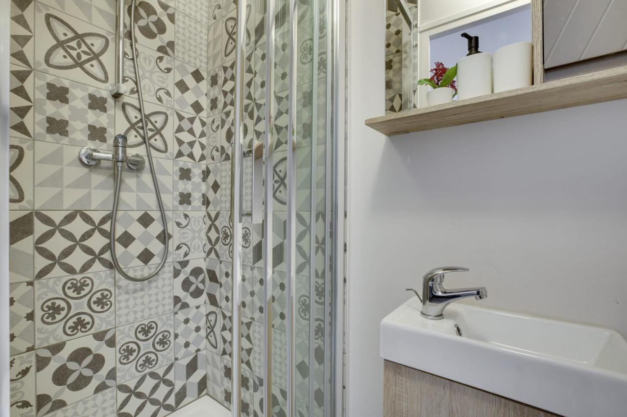 Bright Charming Modern Studio By Dreamy Canal Παρίσι Εξωτερικό φωτογραφία